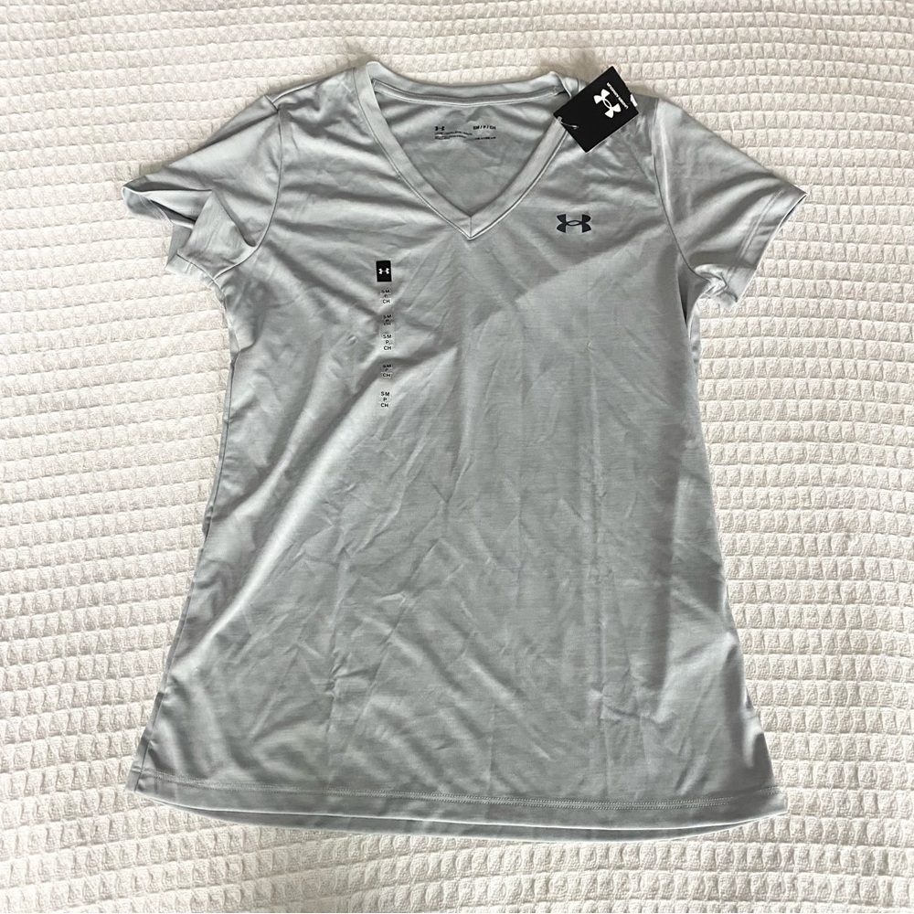 Under Armour Gray Fitted Short Sleeve Tee small NWT